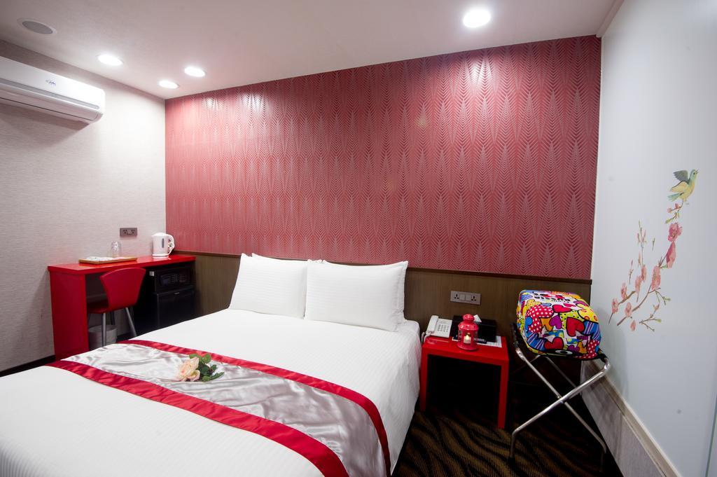 Moshamanla Hotel - Ximen Station Тайпей Екстериор снимка
