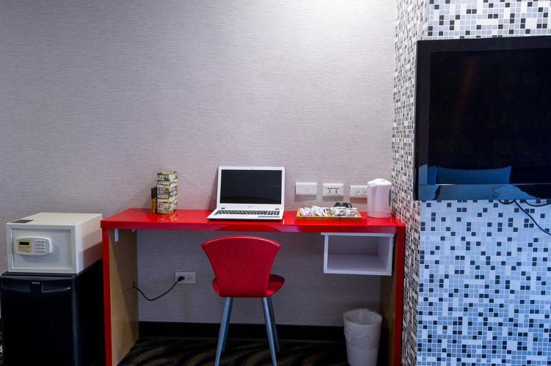 Moshamanla Hotel - Ximen Station Тайпей Екстериор снимка