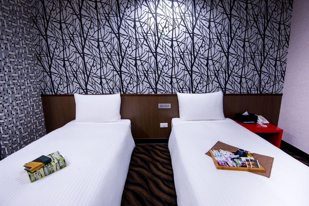 Moshamanla Hotel - Ximen Station Тайпей Екстериор снимка